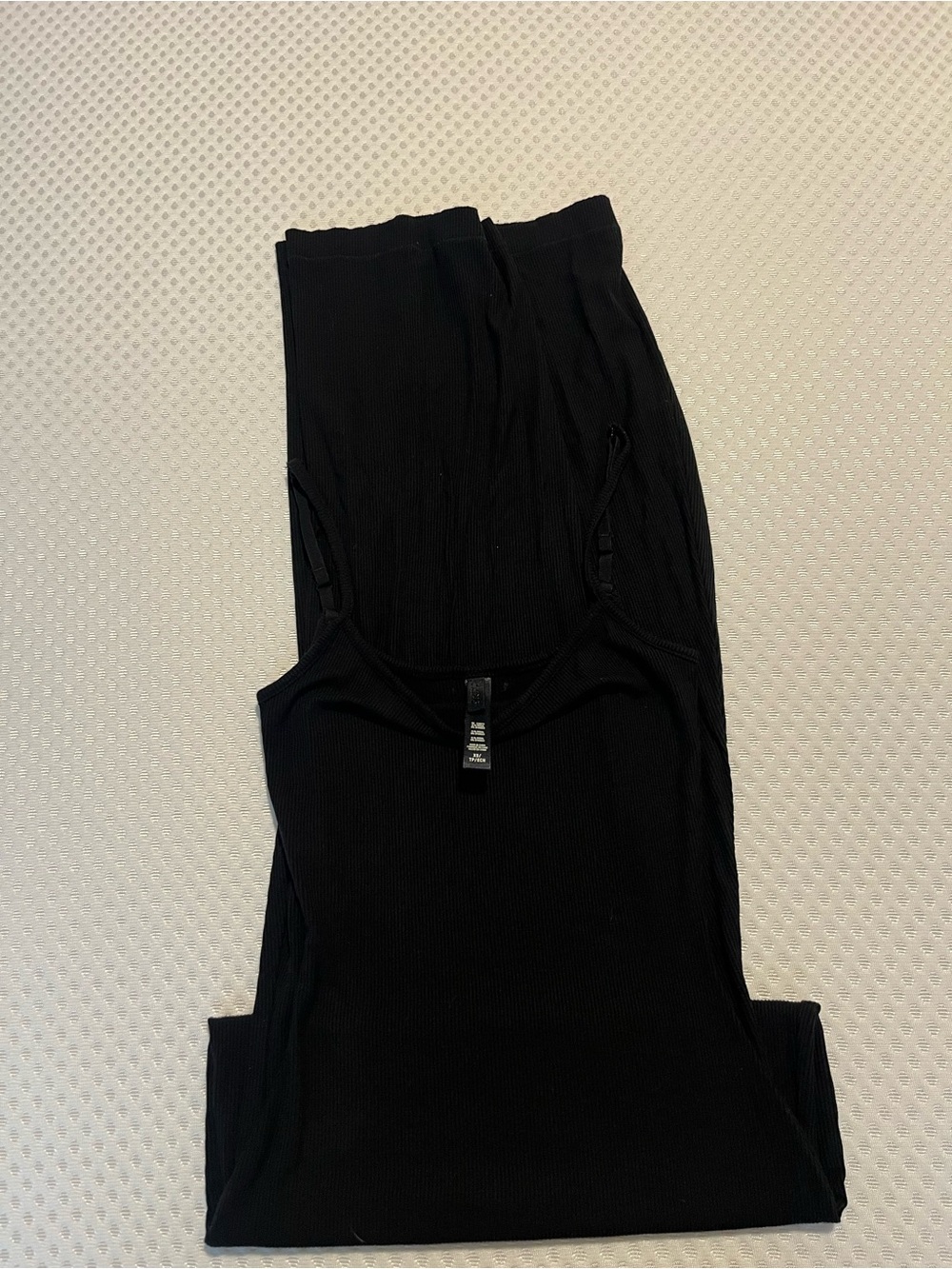 SKIMS Black Ribbed
SOFT LOUNGE LONG SLIP DRESS- XS - Picture 4 of 4